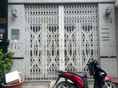 Nhà mới 4 tầng hẻm xe 16 chỗ đường dạ nam p.chánh hưng. giá: 10.2 tỷ 1