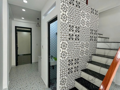 Nhà mới 1 lầu đúc/3pn hẻm 8m oto quay đầu trước cửa âu dương lân p3q8 1