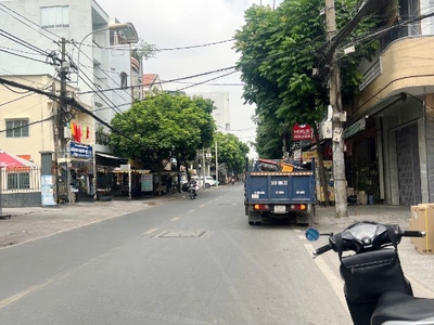 Nhà mới 4 tầng mặt tiền âu dương lân p. chánh hưng. giá 28 tỷ 1