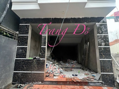 Hoa hậu hữu hoà - cầu tó, 50m 4 tầng, mặt tiền 5m. cách cầu tó chỉ 500m thuận tiện di chuyển 2