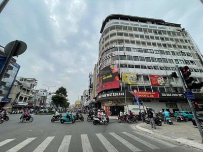 Mega sale 50 tỷ bán trước tết 2mt siêu vip 411 trần hưng đạo, p. 14 quận 5 2