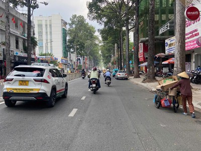 Bán tòa nhà thẩm mỹ viện hầm 9 tầng mặt tiền nguyễn biểu, quận 5 2