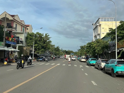 Bán dãy trọ 40 pn mtkd đ.số 28 ngang 10m 630m2 tiện xây cao tầng gần trường thđ 50 tỷ. 2