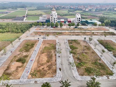 Sở hữu ngay lô đất đấu giá đẹp - giá tốt - vị trí đắc địa tại khu cát hạ, xã hát môn, tp hà nội 4