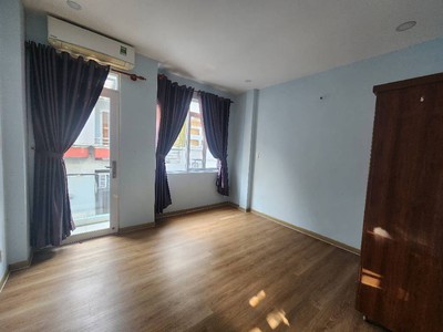 Phú nhuận nhà 3 tầng btct - 5 phút qua q1- 50m ra mặt tiền phan đình phùng - 9,850 tỷ tl 3