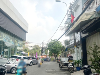 Nhà mới 4 tầng hẻm xe 16 chỗ đường dạ nam p.chánh hưng. giá: 10.2 tỷ 4