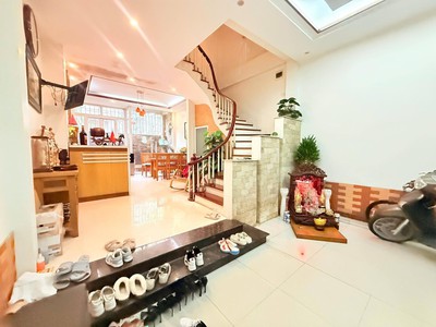 Bán nhà đội cấn lõi ba đình  gần phố nhà dân xây chắc chắn 65m 5tầng 20,6tỷ 3