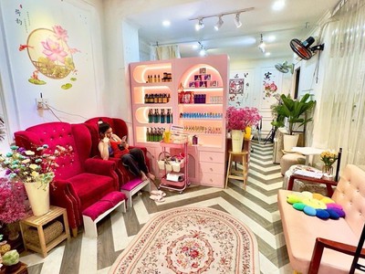 Bán nhà nguyễn phúc chu tân bình dt : 8m x 8m 59m2 kết cấu : 5 tầng 4 phòng giá : 9.2 tỷ 2