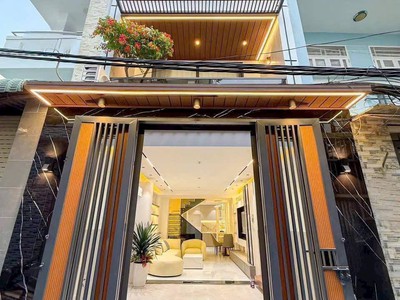  nhà đẹp mặt tiền kinh doanh   quận 7 -  hẻm 160 thông 88 nguyễn văn quỳ   buôn bán tốt   0