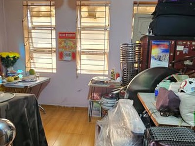 Nhà hxh đường cô giang phường 1 phú nhuận cũ. 4