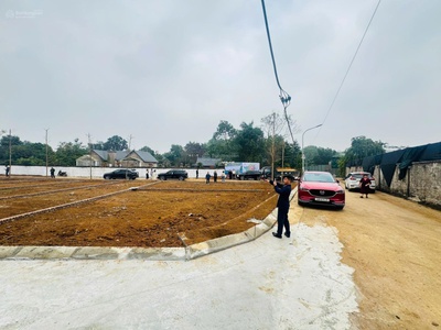 Bán lô đất 100m 2 mặt tiền sát cổng chính đại học quốc gia, khu cnc hòa lạc, cách ql21 chỉ 300m 1