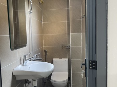 Nhà mặt tiền huỳnh thúc kháng 4 tầng 69.2m2 sát nguyễn văn linh giá 15 tỷ 1