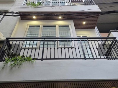 Gara 7 chỗ   ngõ rộng   phân lô vip  lê trọng tấn  18.2 tỷ 3