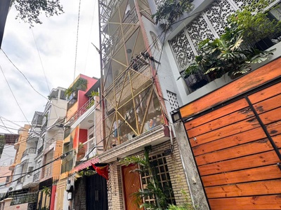 Bán nhà 5 tầng hxh 8m đ. võ văn tần, quận 3 - dt 82m2 - đang kd chdv dòng tiền đều - cách 2 căn ra 0