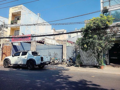 Bán siêu phẩm mặt tiền đ.tôn thất thuyết, quận 4 - ngang siêu khủng 13m 26m  liên hệ giang giang: 1