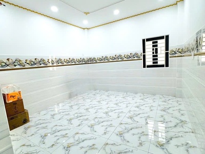 Nhà 2 tầng - chiến lược - hẻm xe hơi - nhỉnh 3 tỷ 0