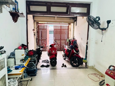 Bán nhà mtkd khu gò dầu    3.3 30    dt 95m    2 tầng btct   chỉ 10 tỷ tl chủ 2