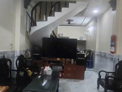 Nhà hxh nguyễn tư giãn, 4x18m, 1 trệt 2 lầu   sân thượng, cách mt 1 căn 0