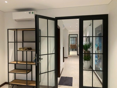 Bán nhà mặt phố hồng tiến 89/105m 5 tầng thang máy lô góc ô tô 33 tỷ 2