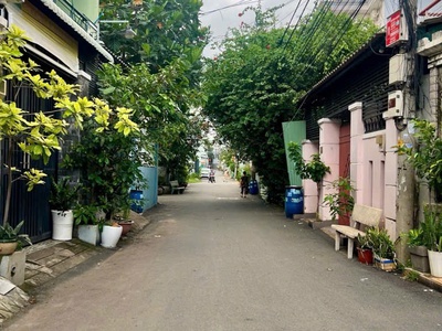 Nhà mới đón tết - 4 lầu - ô tô đậu cửa-  lã xuân oai - tăng nhơn phú a 3