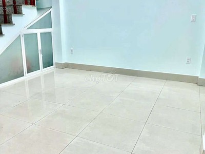CHO THUÊ NHÀ Nguyên Căn đường số 4,P.Linh Tây - 2 TẦNG Có 2PN 2WC giá 10tr/tháng 8