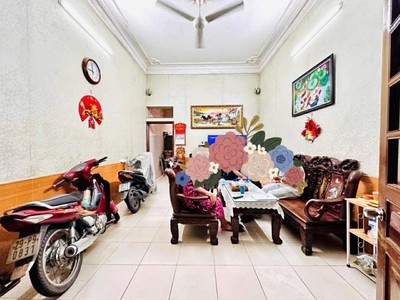 Nhà Hào Nam 63m2 MT rộng mặt ngõ 3 gác thông xây toà 7 tầng thang máy dòng tiền hơn 1 tỷ/ năm 0