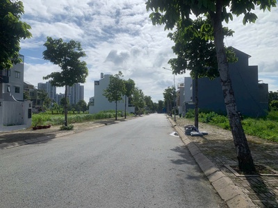 Cần bán gấp lô góc 2 mặt tiền 162m2 dự án Nam Phan Đỗ Xuân Hợp cách The Global chỉ 800m. 1