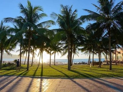 Đất biển sơn trà - gần bãi tăm phạm văn đồng - đ.7m5 - 90m 5x18 0