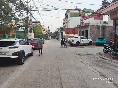 Lô góc phố bảo tháp   kinh doanh tốt, đường rộng, giá 2,6xx tỷ 0