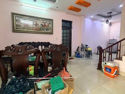 Bán nhà thạch bàn long biên - giá hợp lý - mặt tiền rộng - ngõ thông - gần trung tâm 0