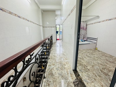 Nguyễn duy trinh 135m 8.9 15 nhà 2 tầng đẹp lô đất kề 3