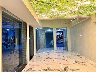 B.á.n nhà mặt tiền dương thị mười - nhà 7 tầng -   thang máy xịn xò . dt sàn: 280m2.  giá:18,5 t.ỉ. 0