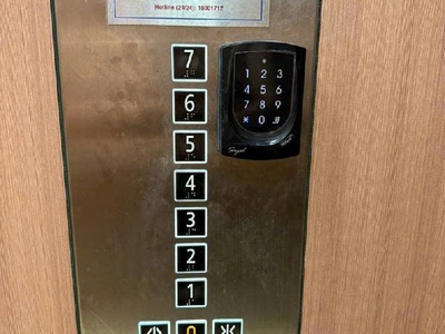 B.á.n nhà mặt tiền dương thị mười - nhà 7 tầng -   thang máy xịn xò . dt sàn: 280m2.  giá:18,5 t.ỉ. 3