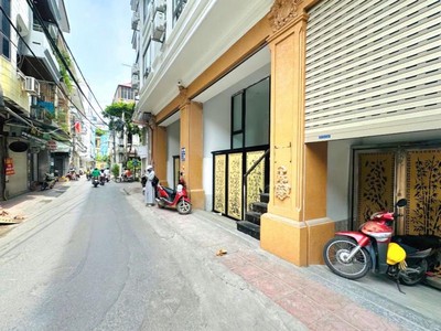 Mặt phố hiếm, bán nhà mặt phố khu vĩnh phúc, kinh doanh, ô tô tránh, 120m chỉ 41.5 tỷ 0