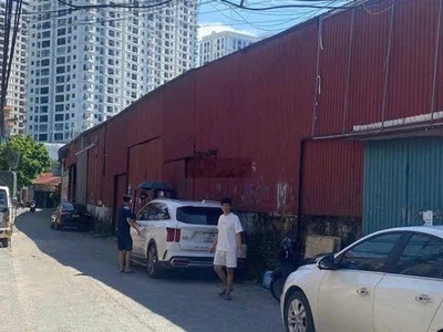 Cho thuê mặt bằng kinh doanh / làm kho   vị trí góc đẹp, giá tốt 1