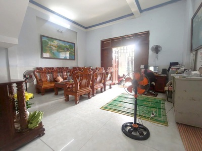 Bán nhà 3 tầng khu phân lô đình phong phú thủ đức hẻm 6m xe tải 85.6m giá 7.6 tỷ 0