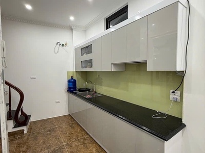   bán nhà ô tô thông mỹ đình   thang máy nhập   mua là khai thác ngay  chỉ 8,x tỷ. lh 2