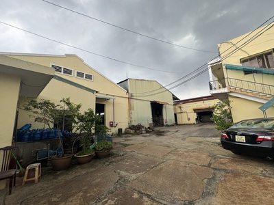 Kho xưởng 2 mặt tiền đông hưng thuận q.12   4.200 m2    view kênh tham lương 1