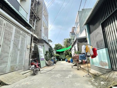 Bán đất nguyễn duy trinh, phú hữu , quận 9, hxh, gía chỉ 4 tỷ 550  tl 0