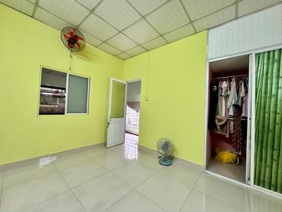 Bán nhà mặt tiền kinh doanh lê thị hoa, bình chiểu, thủ đức 70m2 mua có thu nhập ngay, giá tốt 2