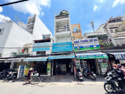 Chính chủ cần bán nhà 2 tầng mtkd đ.xóm chiếu, quận 4 - ngang đẹp 6m 24m   lh giang giang: 1