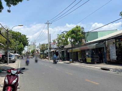 Nhà 2 tầng mặt tiền kinh doanh đường phạm thế hiển  số lẻ  p7q8. giá: 8 tỷ 2