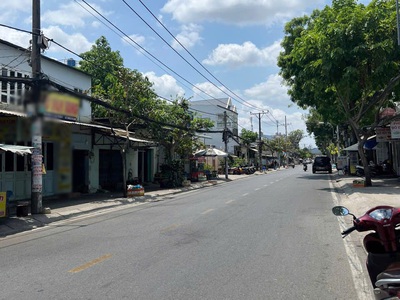 Nhà 2 tầng mặt tiền kinh doanh đường phạm thế hiển  số lẻ  p7q8. giá: 8 tỷ 3