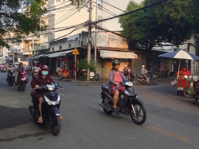 Cơ hội đầu tư vàng : nhà mtkd- dt 51m2 x 5t - ngang 5m - dòng tiền 27 triệu - q tân phú - giá tốt 4