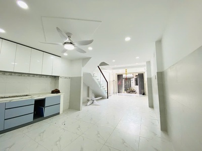 Nhà mới đón têt - 3 lầu - ô tô đậu cửa - hồ văn tư - trường thọ 2