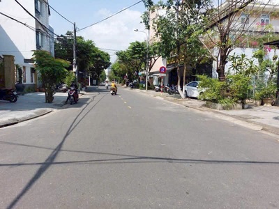 Đất biển sơn trà - gần bãi tăm phạm văn đồng - đ.7m5 - 90m 5x18 1