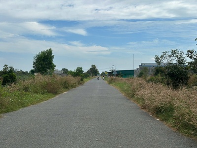 Bán 11.5m x 37m đất thổ cư đường võ văn tần, la gi giá chỉ 6.65 triệu/m  gần biển tam tân 0