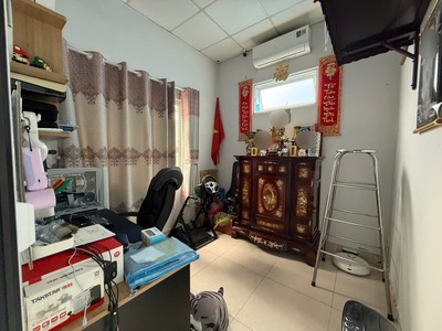 Ngay q1 - nhà 2 tầng btct - 4pn lớn - có pn trệt - bình thạnh - hẻm 4m - khu dân trí - chủ gấp bán 3