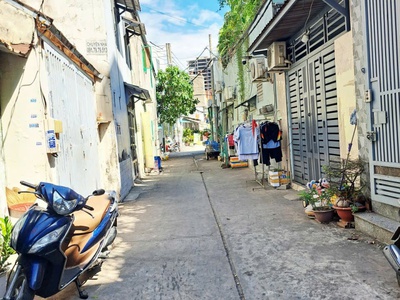 Nhà mới đón tết đ số 2 gần chợ phạm đăng giảng bhh hẻm xe hơi tới cửa 56m2 ,2 tầng-4 tỷ 1