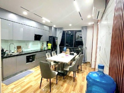 Bán nhà đào tấn 50m x6 tầng thang máy 17,2 tỷ full nội thất,mặt ngõ thông 0